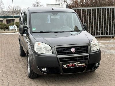 Grau Gebraucht 2008 Fiat Doblò Dynamic Van / Kleinbus | 5.900 € (Fairer Preis)