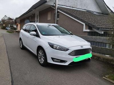 Gebraucht Ford Focus Titanium 125 PS (91 kW) 2018 Weiß Kombi
