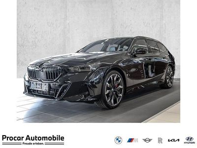 Neu BMW 550e M Sport 489 PS (359 kW) 2025 Schwarz Kombi