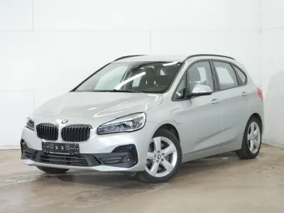 Begagnad BMW 225 Advantage 136 HK (100 kW) 2020 Silver Kombi