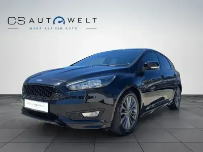 Gebraucht Ford Focus ST-Line 140 PS (102 kW) 2017 Schwarz Limousine