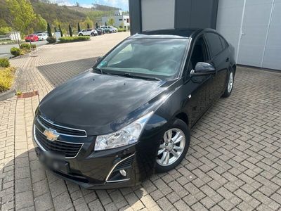 gebraucht Chevrolet Cruze 2.0D *8-Fach bereift*AHK*SHZ*