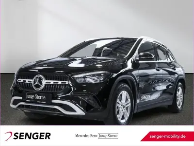 Gebraucht Mercedes GLA200 163 PS (119 kW) 2024 Schwarz SUV