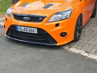 Gebraucht Ford Focus ST 226 PS (166 kW) 2010 Orange Limousine