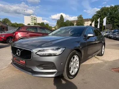 Gebraucht Volvo V90 Momentum 190 PS (139 kW) 2017 Grau Kombi