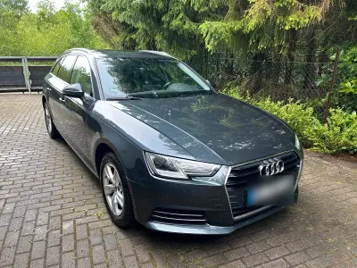 Gebraucht Audi A4 150 PS (110 kW) 2016 Grau Kombi