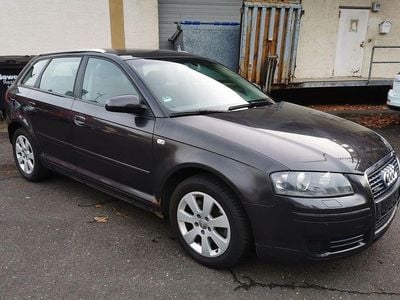 Grau Gebraucht 2006 Audi A3 Ambiente Limousine | 3.700 € (Guter Preis)