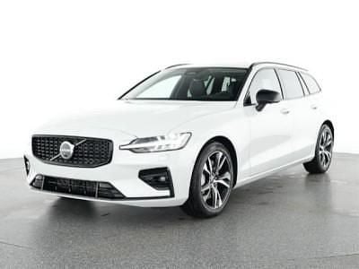 Weiß Gebraucht 2025 Volvo V60 Plus Kombi | 36.960 € (Guter Preis)