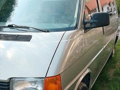 Usata VW T4 California 77 CV (56 kW) 1992 Verde Furgone