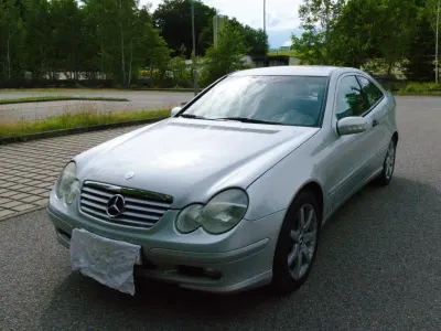 Gebraucht Mercedes 200 163 PS (119 kW) 2001 Silber Coupé