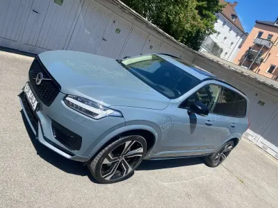 Gebraucht Volvo XC90 R-Design 392 PS (288 kW) 2021 Grau SUV