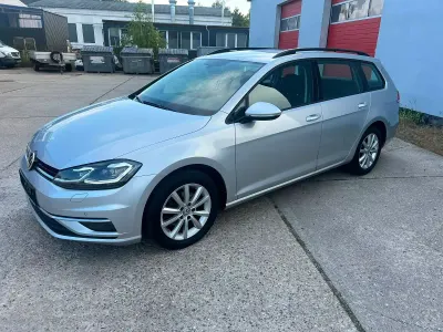Gebraucht VW Golf VII Comfortline 150 PS (110 kW) 2020 Silber Kombi