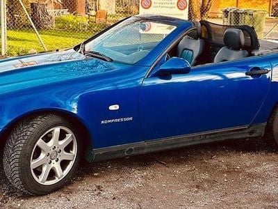 Gebraucht Mercedes SLK230 193 PS (141 kW) 1999 Blau Cabrio