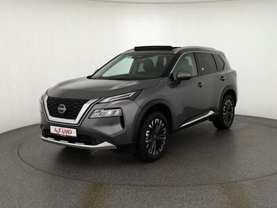 Neu Nissan X-Trail Tekna 163 PS (119 kW) 2025 Schwarz SUV