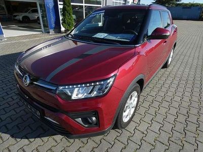 Usata SsangYong Tivoli Quartz 163 CV (119 kW) 2025 Rosso SUV