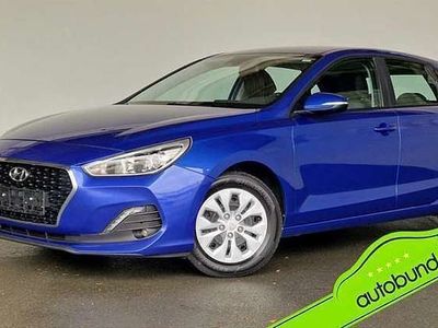 Gebraucht Hyundai i30 120 PS (88 kW) 2019 Blau Limousine
