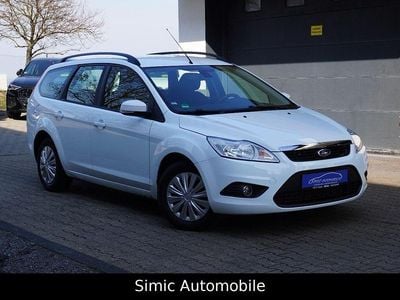 Gebraucht Ford Focus Viva 109 PS (80 kW) 2011 Weiß Kombi