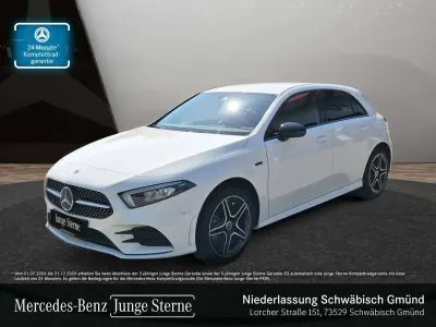 Gebraucht Mercedes A250 AMG 160 PS (117 kW) 2021 Weiß Limousine