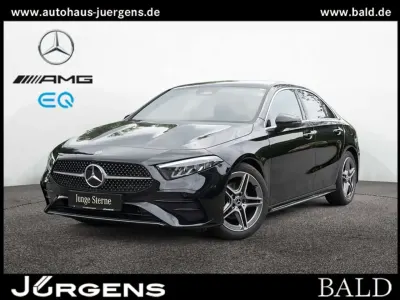 Gebraucht Mercedes A200 AMG 163 PS (119 kW) 2025 Schwarz metalliclack kosmossc Limousine