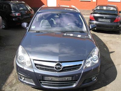 Gebraucht Opel Signum Cosmo 155 PS (114 kW) 2008 Metro m2 Kleinwagen