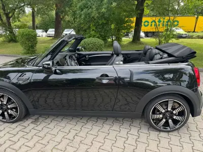 Gebraucht Mini Cooper S Cabriolet 178 PS (130 kW) 2023 Schwarz Cabrio
