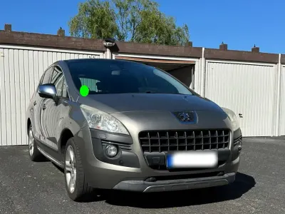 Gebraucht Peugeot 3008 155 PS (114 kW) 2010 Gold Kombi