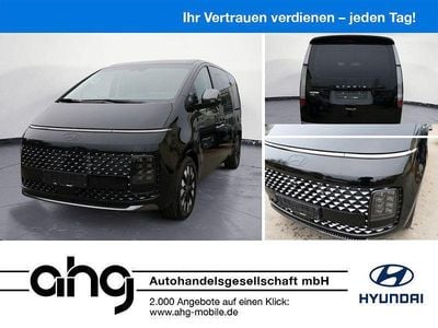 Schwarz Gebraucht 2025 Hyundai Staria Signature Van / Kleinbus | 43.888 € (Etwas zu teuer)