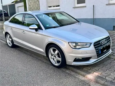 Gebraucht Audi A3 140 PS (102 kW) 2014 Silber Limousine
