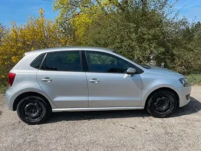 Gebraucht VW Polo 60 PS (44 kW) 2010 Silber Kleinwagen