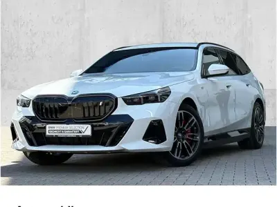 Second-hand BMW i5 Comfort Edition 250 kW (340 CP) 2025 Alb Break