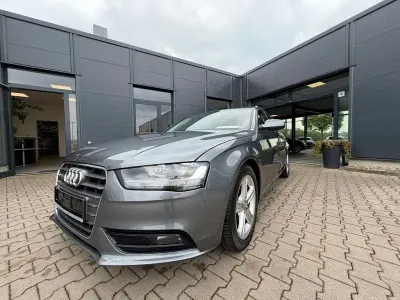 Używany Audi A4 Ambition 190 KM (139 kW) 2015 Szary Kombi