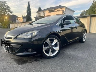 Opel Astra GTC