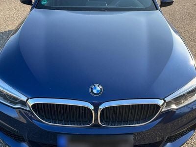 Gebraucht BMW 520 M Sport 180 PS (132 kW) 2018 Blau Kombi