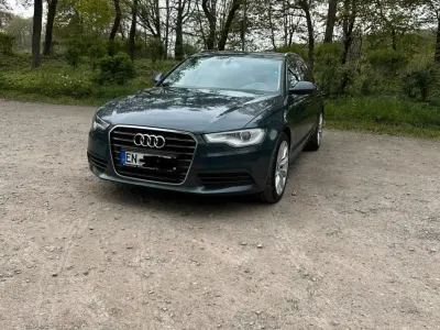 Gebraucht Audi A6 Comfort 204 PS (150 kW) 2013 Blau Kombi