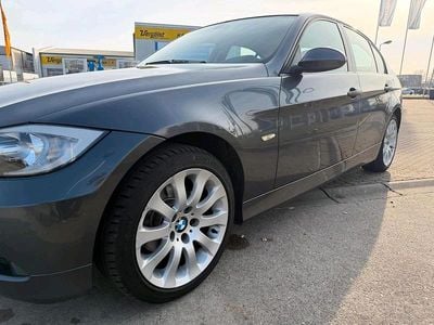 Second-hand BMW 320 160 CP (117 kW) 2007 Gri Berlinǎ