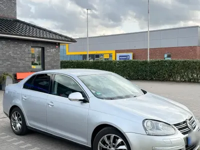 Usata VW Jetta 140 CV (102 kW) 2006 Grigio Berlina