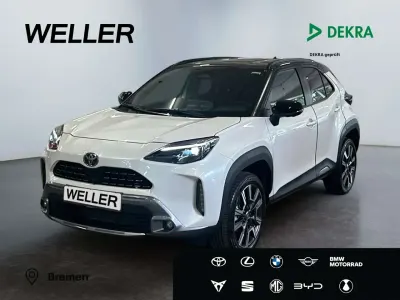 Neu Toyota Yaris Cross Plus 131 PS (96 kW) 2026 Weiss SUV