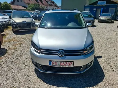Gebraucht VW Touran Comfortline 140 PS (102 kW) 2010 Silber Van / Kleinbus