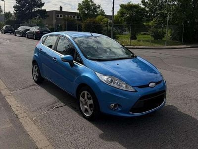 Usata Ford Fiesta Ambiente 60 CV (44 kW) 2009 Blu Berlina
