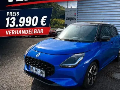 Usata Suzuki Swift Comfort+ 83 CV (61 kW) 2024 Blu Utilitaria