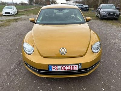Gebraucht VW Beetle Design 110 PS (80 kW) 2016 Gelb Kleinwagen