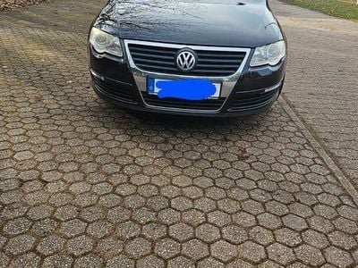Schwarz Gebraucht 2008 VW Passat Comfortline Kombi | 2.200 € (Superpreis)