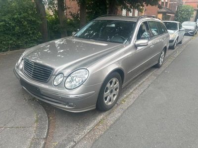 Mercedes E220