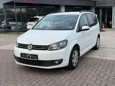 Gebraucht VW Touran Comfortline 116 PS (85 kW) 2014 Weiß Van / Kleinbus