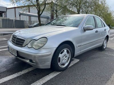 Mercedes C200