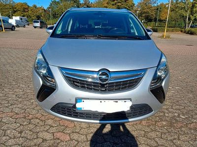 Gebraucht Opel Zafira Edition 120 PS (88 kW) 2016 Silber Van / Kleinbus