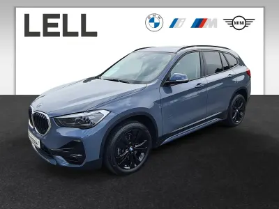 Gebraucht BMW X1 Sport Line 178 PS (130 kW) 2022 Grau SUV