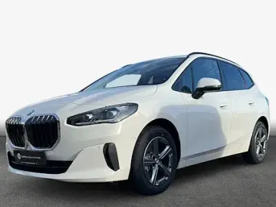 Neu BMW 218 Luxury Line 136 PS (100 kW) 2025 Weiß Coupé
