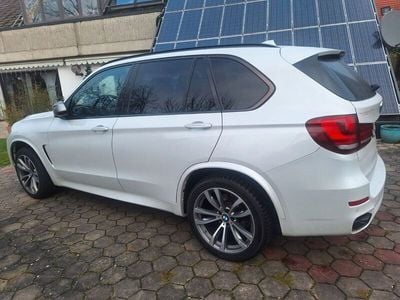BMW X5 M50