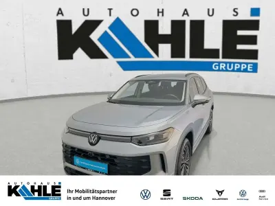 Gebraucht VW Tayron Life 150 PS (110 kW) 2025 Silber SUV